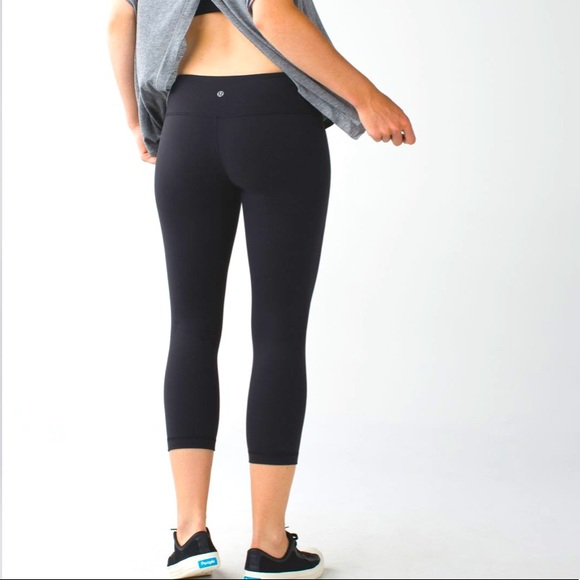 💕Flash Sale💕Lululemon| Wunder Under Crop